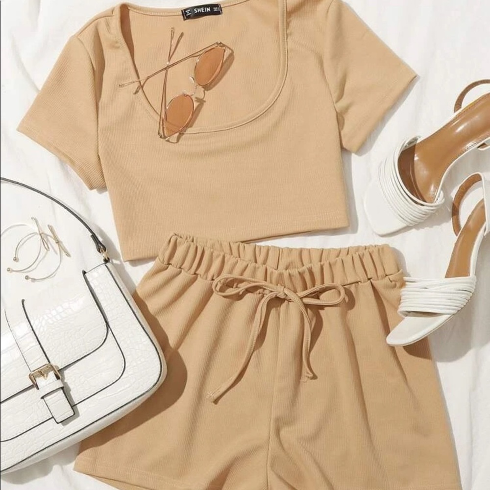 Scoop Neck Crop Tee & Tie Waist Shorts Set